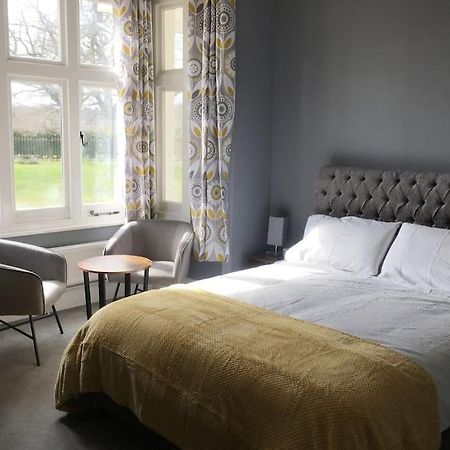 Stylish 2 Bed Apart In The Heart Of North Norfolk North Walsham Eksteriør billede