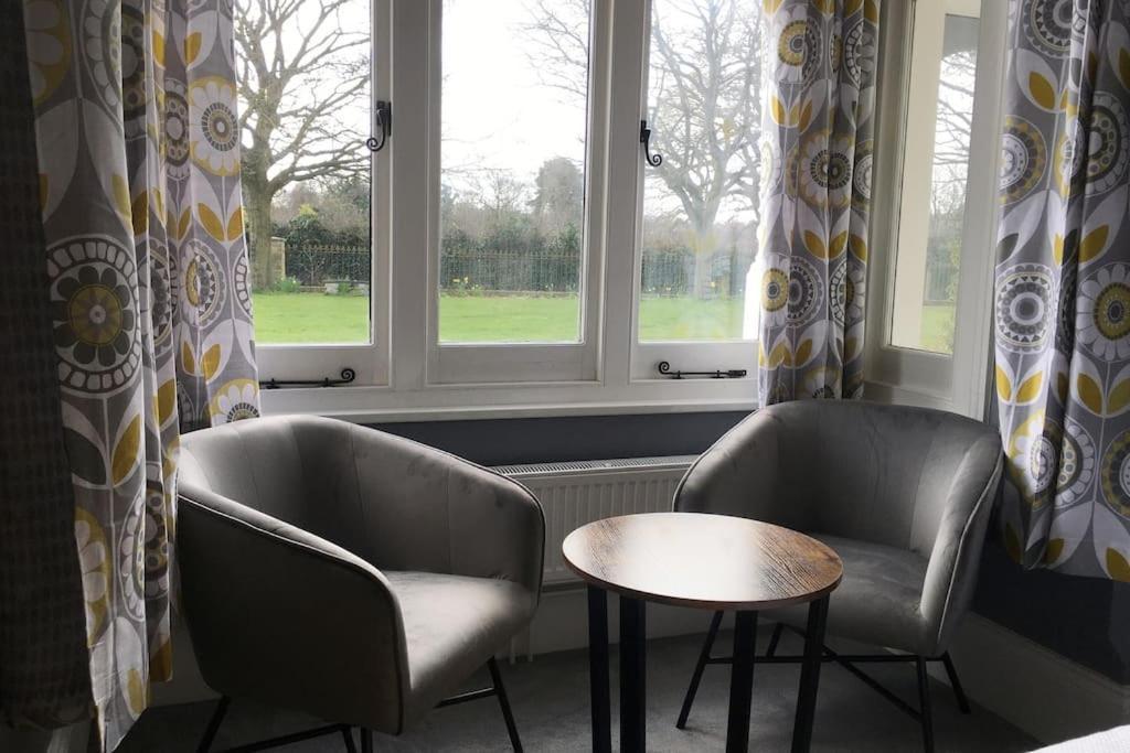 Stylish 2 Bed Apart In The Heart Of North Norfolk North Walsham Eksteriør billede