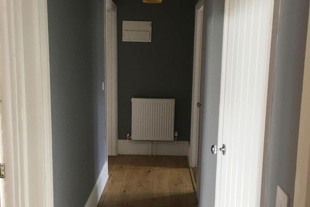 Stylish 2 Bed Apart In The Heart Of North Norfolk North Walsham Eksteriør billede
