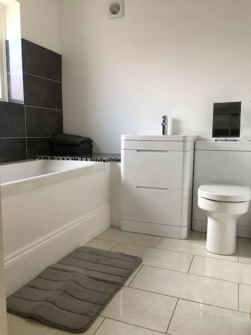 Stylish 2 Bed Apart In The Heart Of North Norfolk North Walsham Eksteriør billede